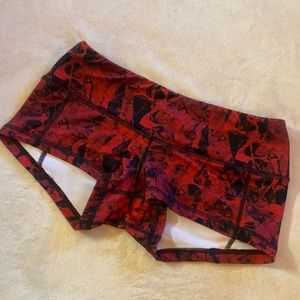 Fleo booty shorts size M